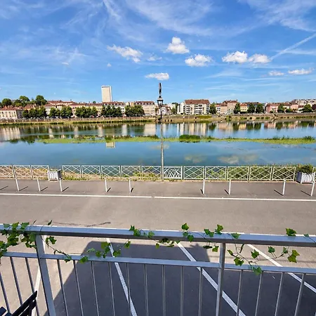 Saone View T3 - Balcon Vue Saone & Climatise Apartment Saint-Laurent-sur-Saone